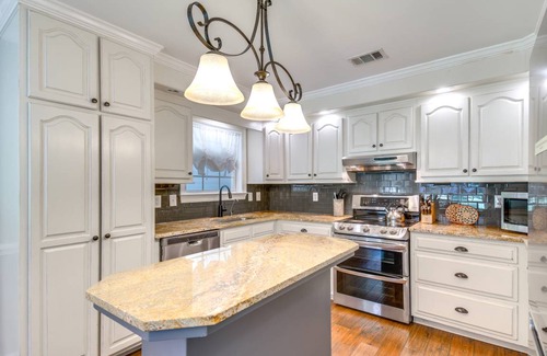 Fairhope Cottage | 174 m² Cabin ∙ 3 bedrooms ∙ 6 guests
