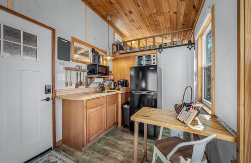 Mentone Cabin | 19 m² Cabin ∙ 2 bedrooms ∙ 4 guests