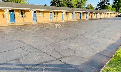 Tuscaloosa Hotel | 20 m² Motel ∙ 4 guests
