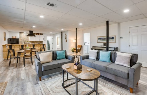Eutaw House | 204 m² House ∙ 2 bedrooms ∙ 5 guests