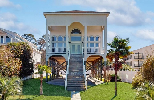 Fairhope House | 204 m² House ∙ 3 bedrooms ∙ 6 guests