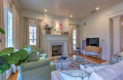 Montrose House | 206 m² House ∙ 3 bedrooms ∙ 9 guests