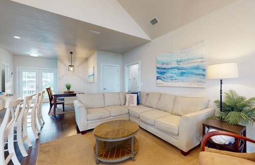 Surf Side Shores House | 218 m² House ∙ 6 bedrooms ∙ 12 guests