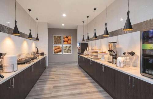 Opelika Hotel | 38 m² Hotel ∙ 127 guests