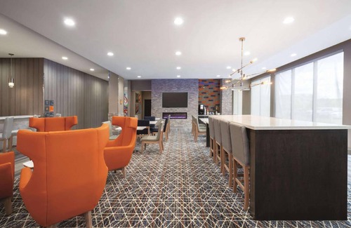 Opelika Hotel | 38 m² Hotel ∙ 127 guests