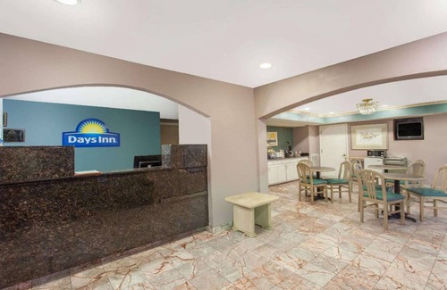 Priceville Hotel | 50 m² Hotel ∙ 127 guests