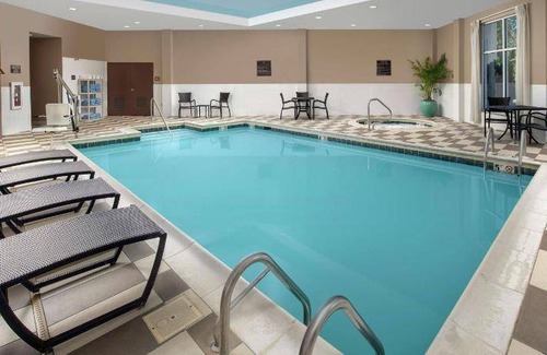 Hoover Hotel | 75 m² Hotel ∙ 2 bedrooms ∙ 127 guests