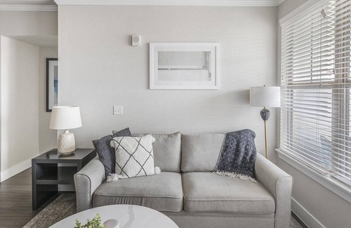 Huntsville Apartment | 93 m² Apartment ∙ 2 bedrooms ∙ 4 guests
