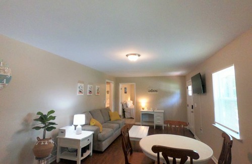 Crestline Heights House | 93 m² House ∙ 3 bedrooms ∙ 6 guests