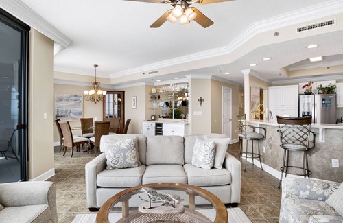 Orange Beach East Condo | Awesome Phoenix IX 2BR Condo - Gulf Front!
