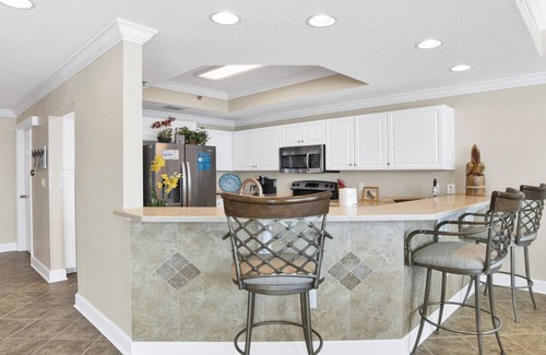 Orange Beach East Condo | Awesome Phoenix IX 2BR Condo - Gulf Front!