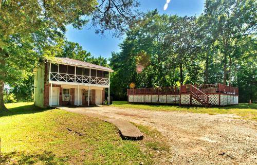 Tuskegee Bed & Breakfast | Bed and breakfast ∙ 2 bedrooms ∙ 5 guests