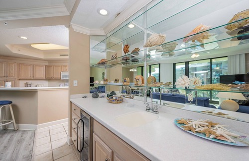 Orange Beach Condo | Boat Slips for Rental Bay Front LAZY RIVER on site!