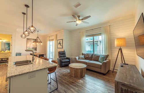 Gulf Shores House | Cottage At the Helm