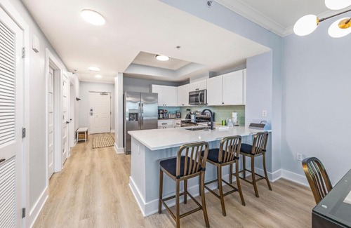 Gulf Shores Apartment | Crystal Tower 904 with Indoor Pool