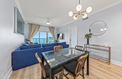 Gulf Shores Apartment | Crystal Tower 904 with Indoor Pool