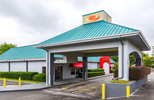 Homewood Hotel | Econo Lodge - Oxmoor