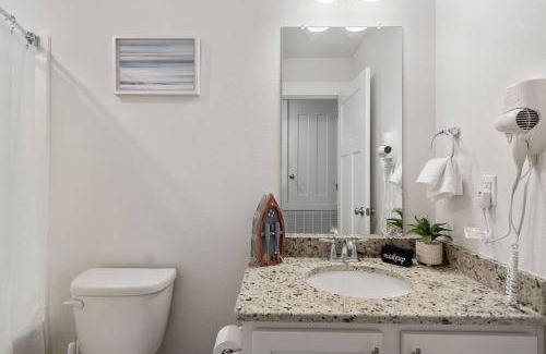 Ono Island House | Fall&Winter Special! Walk to Gulf beach-Fire Pit-Gameroom