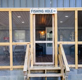 Groveoak House | Fisherman's Countryside Escape