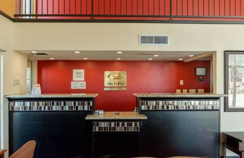 Russellville Hotel | Hotel ∙ 4 guests