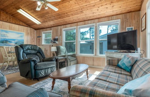 Dauphin Island House | House ∙ 2 bedrooms ∙ 6 guests