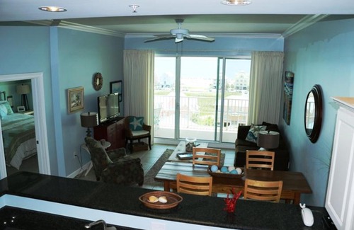 Fort Morgan Apartment | Indies 704 Water Views Penthouse