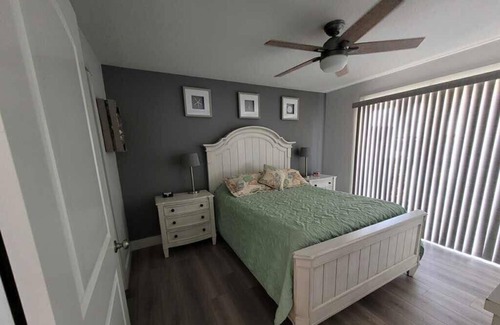 Gulf Shores Condo | Lagoon Landing LL207: Boater's Paradise with Brand New Dock and Beach Access!