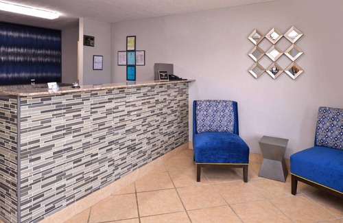 Monroeville Hotel | Motel ∙ 127 guests