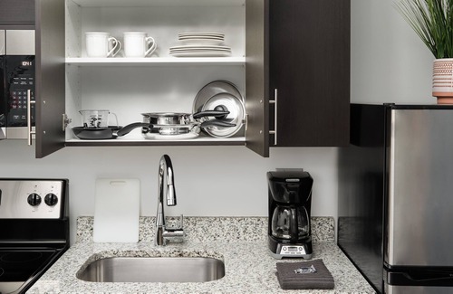 Dothan Apartment | stayAPT Suites Dothan