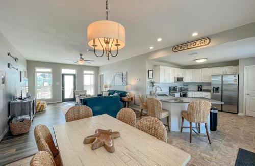 Dauphin Island House | 078 Lazy Bass