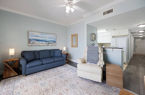 Ono Island Condo | 1 Bedroom Waterfront Gem tucked away in beautiful Harbour Pointe - Sleeps 4+