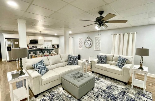 Tuscaloosa Apartment | 102 m² Apartment ∙ 1 bedroom ∙ 5 guests
