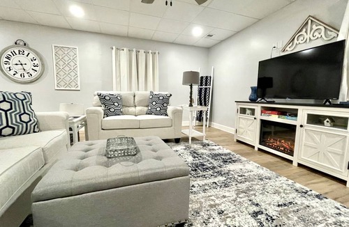 Tuscaloosa Apartment | 102 m² Apartment ∙ 1 bedroom ∙ 5 guests