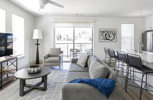 Huntsville Apartment | 104 m² Apartment ∙ 2 bedrooms ∙ 4 guests