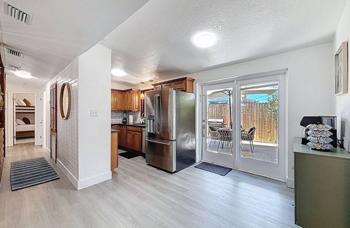 Walsingham House | 11083 106th Ave