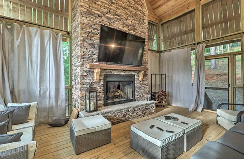 Tallassee House | 111 m² House ∙ 2 bedrooms ∙ 6 guests