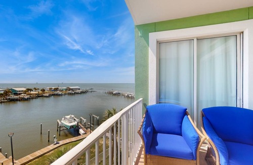 Fort Morgan Condo | 118 m² Condo ∙ 2 bedrooms ∙ 4 guests