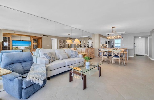 Gulf Pines Condo | 1504 | Stunning! Heated Pool/Hot Tub + Tennis/PB