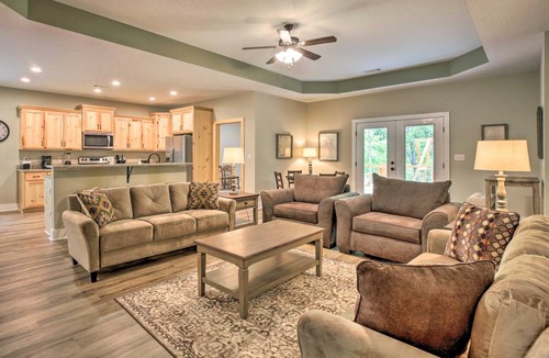 East Tallassee House | 167 m² House ∙ 3 bedrooms ∙ 10 guests