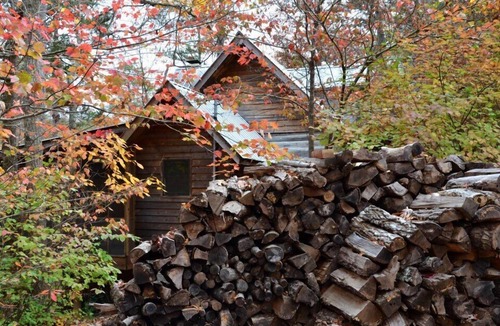 Mentone Cabin | 1800's Original Cozy Romantic Cabin For 2 Or The Family