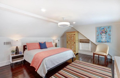 Historic District - North House | 1828 Cottage Heated Pool in Private Garden Sleeps 6 On-Site Parking Pets