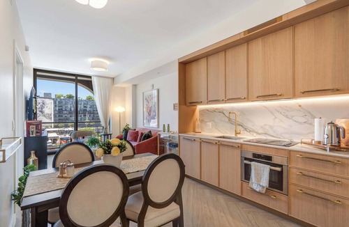Wynwood Art District Apartment | 1BR + Terrace | Casa Tua Downstairs | Wynwood Walls