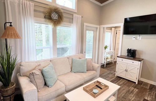 Baker County Cabin | 2 Bed/1 Bath w/Loft - Pet Friendly, Sleeps 6 - 2 Bed/1 Bath w/Loft - Pet Friendly, Sleeps 6