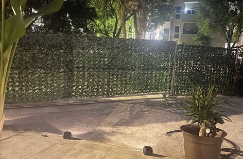 Hialeah Apartment | 2 bedroom 1 Bath -Very peaceful & close to airport, Art District & beaches.