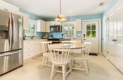 Sanibel Cottage | 2 bedroom, 2 bath cottage at Sanibel Shores PET FRIENDLY