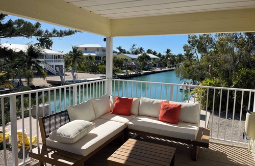 Sugarloaf Shores House | 2-bedroom bungalow in charming Sugarloaf Key with dock, close to Key West
