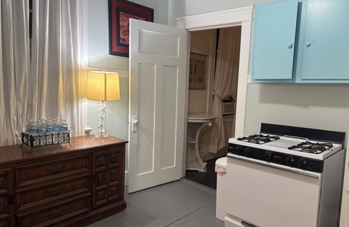 Mid-City House | 2-bedroom shotgun house in lovely New Orleans with historic charm