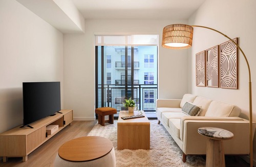Midtown Apartment | 2 Bedroom Suite w/Balcony, Rooftop Pool | Boutique Hotel in Edgewater | Sense28