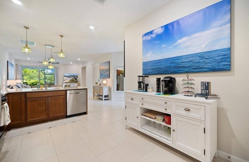 Englewood Villa | 2 Bedroom Villa - Resort pool & amenities - 2.5 miles from the beach - Sleeps 5