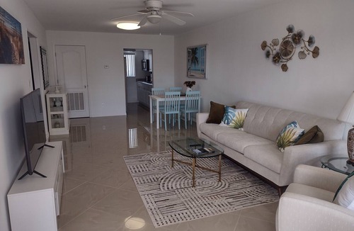 South Daytona Apartment | 2-beds in a quiet area of ​Daytona Beach. Good for Family, Couples and Seniors